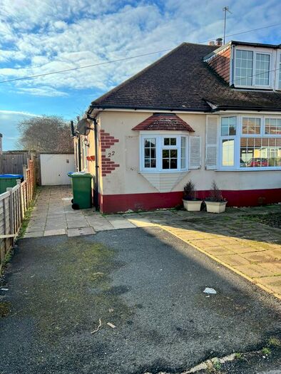 2 Bedroom Semi-Detached Bungalow To Rent In Merton Crescent, Fareham, PO16
