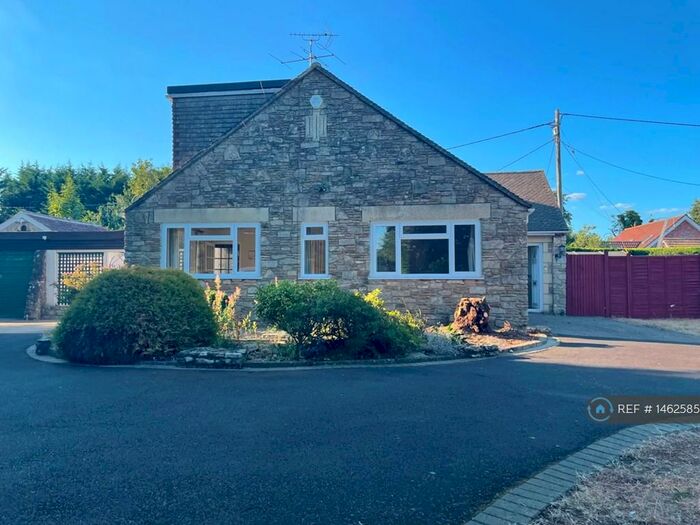 4 Bedroom Detached House To Rent In Green Lane, Trowbridge, BA14