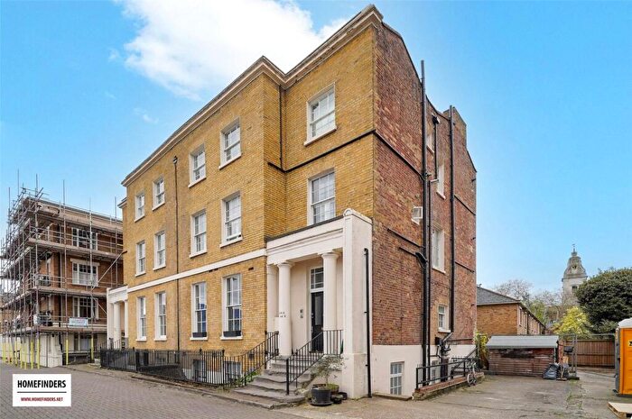 2 Bedroom Apartment To Rent In Urswick Road, London, E9