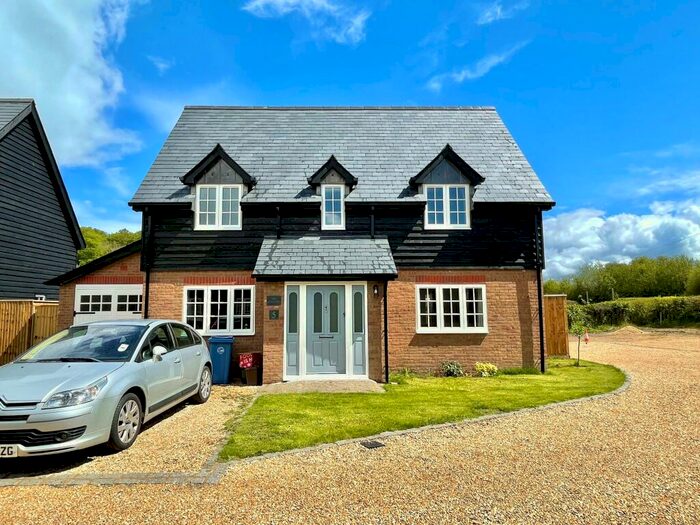 4 Bedroom Country House To Rent In Pablo Court, Chesham, HP5