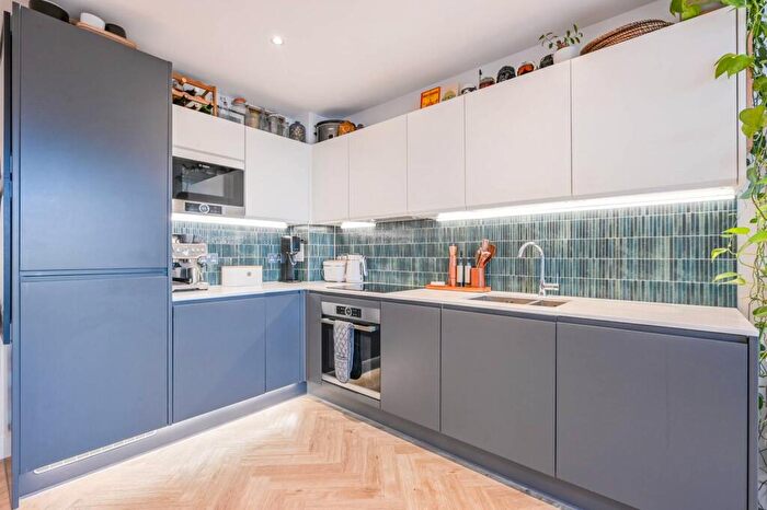 1 Bedroom Flat For Sale In Monkwood Way, , Hackney Wick, London, E3