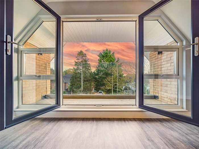 2 Bedroom Apartment For Sale In Wortley Road, Highcliffe, Christchurch, Dorset, BH23