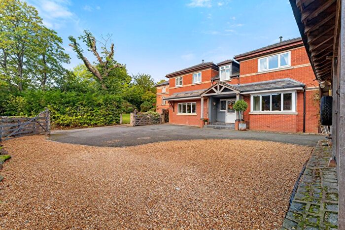 5 Bedroom Detached House For Sale In Victoria Road, Macclesfield, SK10