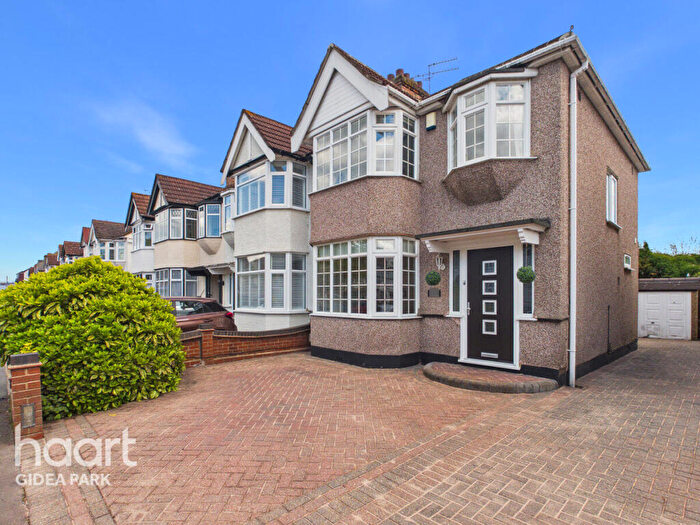 3 Bedroom Semi Detached House For Sale In Carlton Road, Gidea Park, RM2