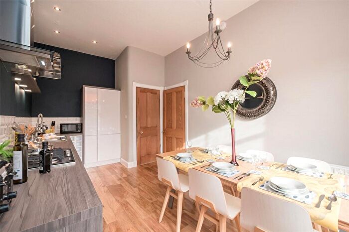 2 Bedroom Flat To Rent In (Fl) Comely Bank Terrace, Edinburgh, EH4