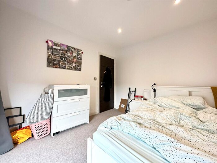2 Bedroom Apartment To Rent In Southville, The Cigar Factory, BS3