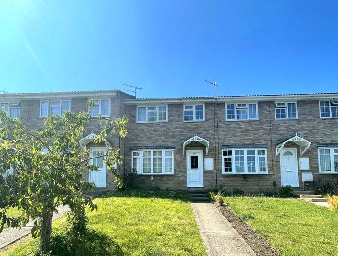 3 Bedroom Terraced House To Rent In Avonmead, Swindon, Wiltshire, SN25