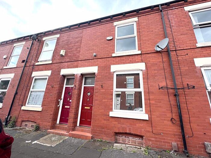 2 Bedroom Terraced House To Rent In Keswick Grove, Salford, M6