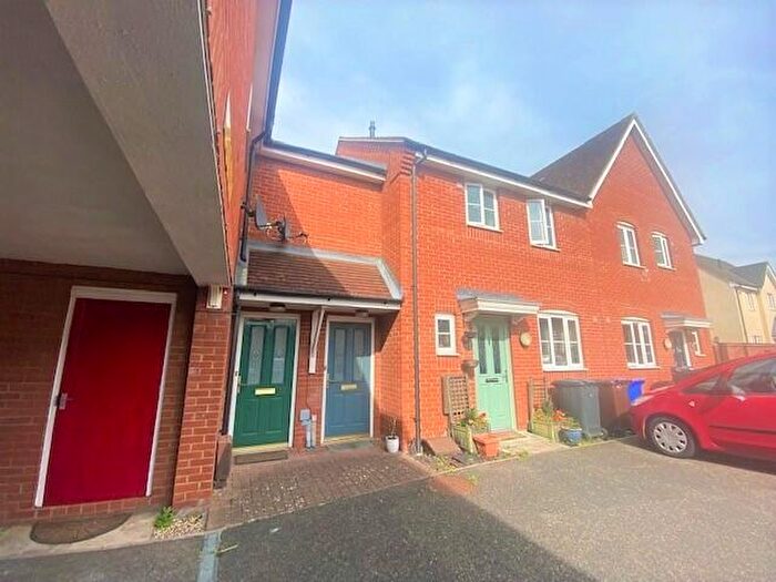 2 Bedroom Flat To Rent In Blackbird Drive, Bury St. Edmunds, Suffolk, IP32