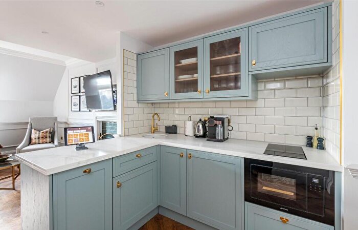 1 Bedroom Serviced Apartments To Rent In George Street, Edinburgh, EH2