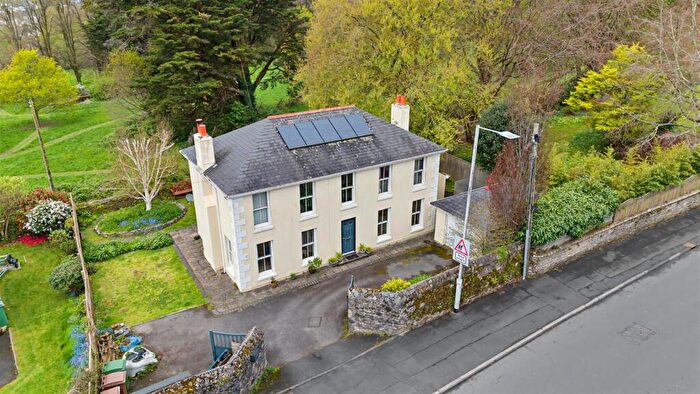 4 Bedroom Detached House For Sale In George Lane, Plymouth, PL7