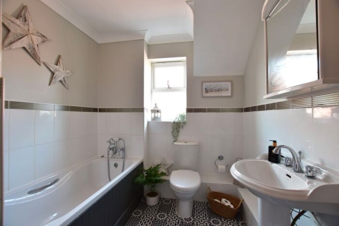 2 Bedroom Flat To Rent In Birmingham Road, Sutton Coldfield, B72
