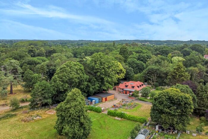 5 Bedroom Detached House For Sale In Chobham, GU24