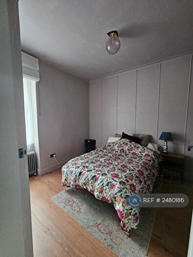 1 Bedroom Flat To Rent In Moat Terrace, Edinburgh, EH14