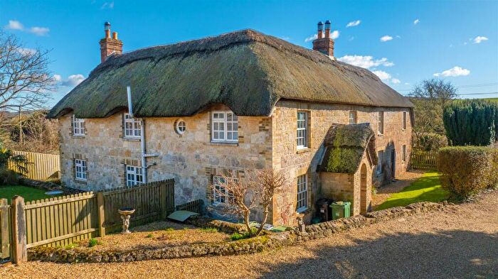 House For Sale In Rossiters Lot, Wellow, Isle Of Wight, PO41