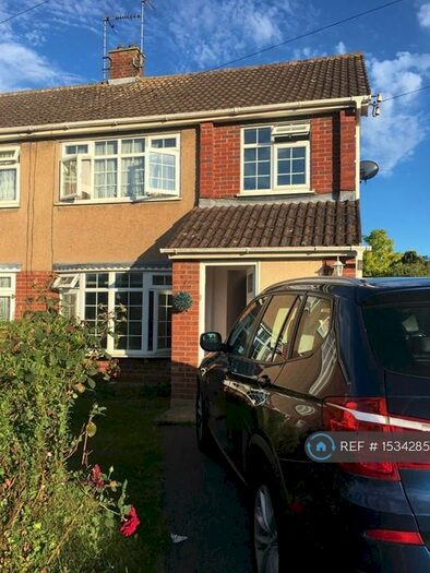 3 Bedroom Semi-Detached House To Rent In Bodmin Road, Chelmsford, CM1