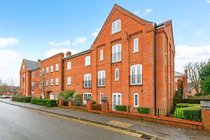 3 Bedroom Apartment To Rent In Portlands Mews, Malthouse Way, Marlow, Buckinghamshire, SL7