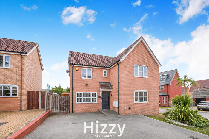 4 Bedroom Detached House For Sale In Emma Girling Close, Hadleigh, IP7