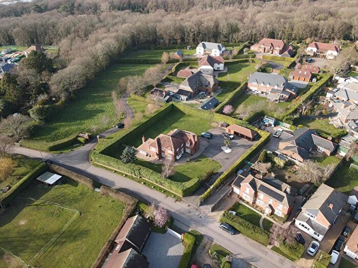 5 Bedroom Detached House For Sale In Brook Avenue, Warsash, Southampton, SO31