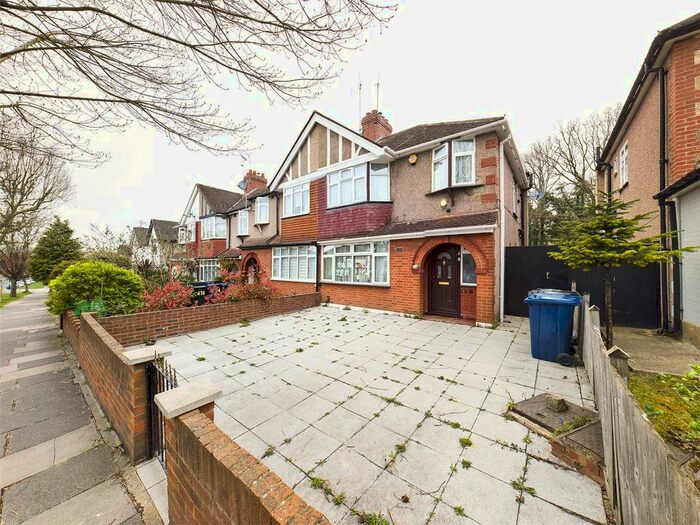 3 Bedroom End Of Terrace House To Rent In Whitton Avenue West, Greenford, UB6