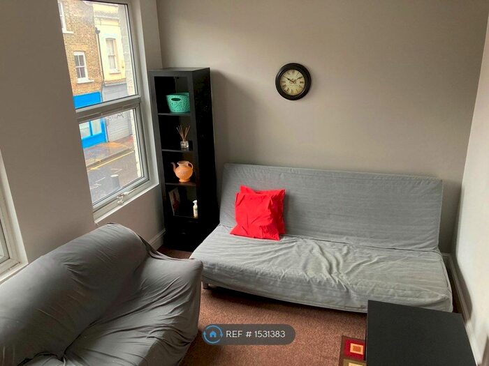 1 Bedroom Flat To Rent In Ford Close, London, E3