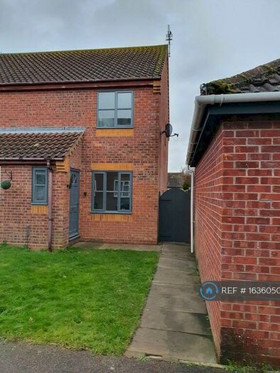2 Bedroom Semi-Detached House To Rent In El Alamein Way, Bradwell, Great Yarmouth, NR31