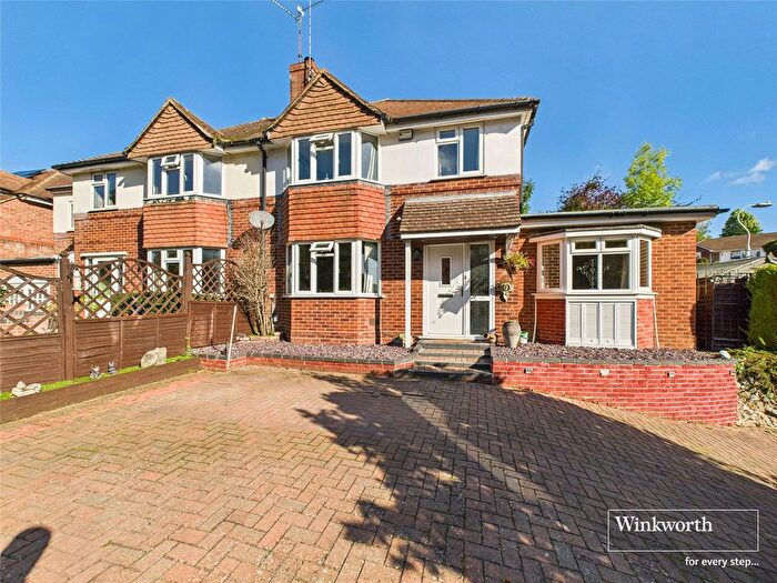 3 Bedroom Semi-detached House For Sale In Overdown Road, Tilehurst, Reading, Berkshire, RG31