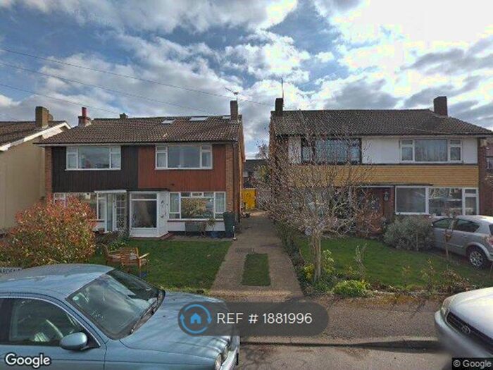 3 Bedroom Semi-Detached House To Rent In Chudleigh Gardens, Sutton, SM1