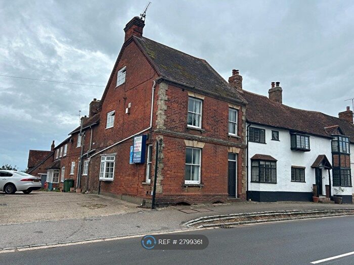 4 Bedroom End Of Terrace House To Rent In High St, Aylesbury, HP22