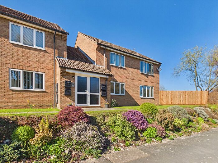 2 Bedroom Flat To Rent In Crockfords Road, Newmarket, Suffolk, CB8