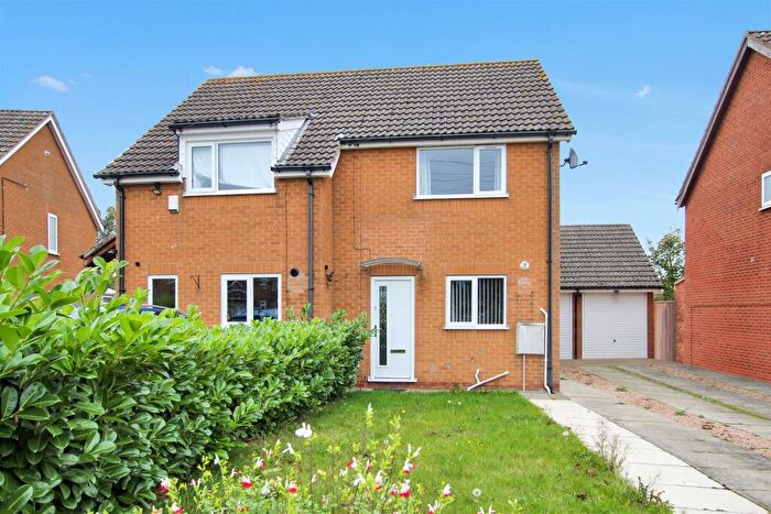 2 Bedroom Semi Detached House For Sale In Anglian Way, Market Rasen, LN8