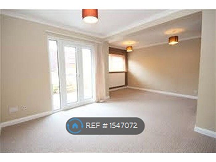 4 Bedroom Terraced House To Rent In Swanstead, Basildon, SS16