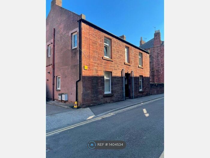 2 Bedroom Maisonette To Rent In Church Street, Arbroath, DD11