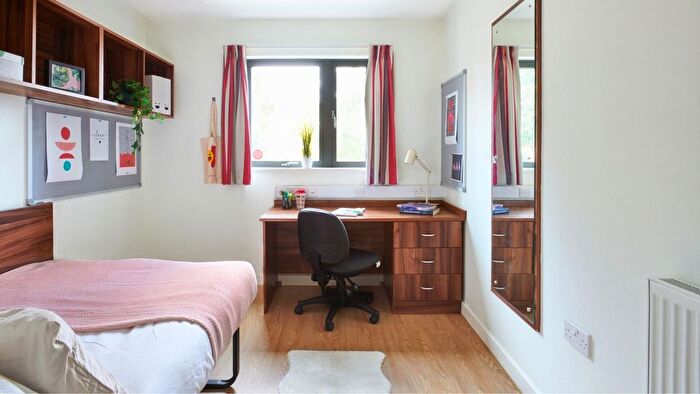 1 Bedroom Flat To Rent In Western Way, Exeter, EX1