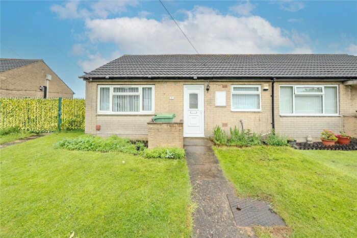 1 Bedroom Bungalow For Sale In New Street Grove, Pudsey, West Yorkshire, LS28