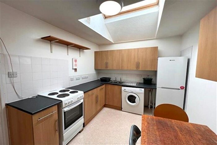 2 Bedroom Apartment To Rent In Cowley Road, Cowley, Oxford, OX4