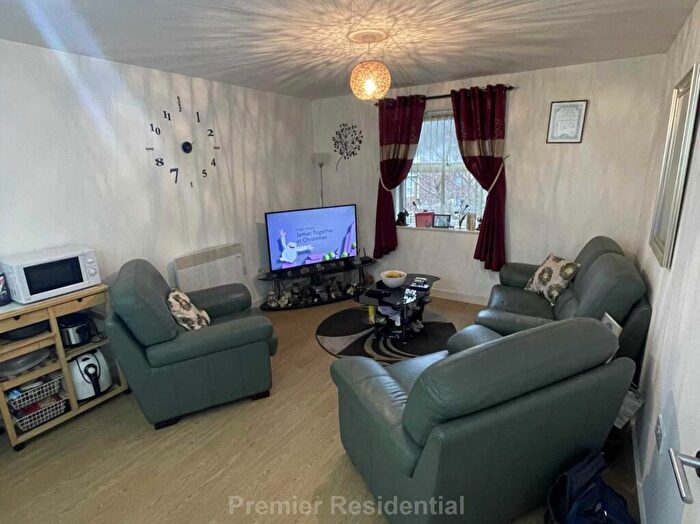 2 Bedroom Apartment To Rent In Stand Lane, Radcliffe, M26