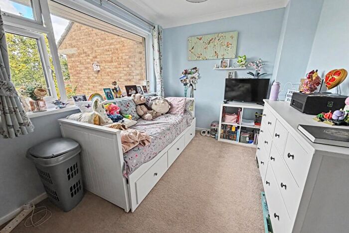 4 Bedroom Semi-Detached House For Sale In Northmoor, BH20 - Photo 11