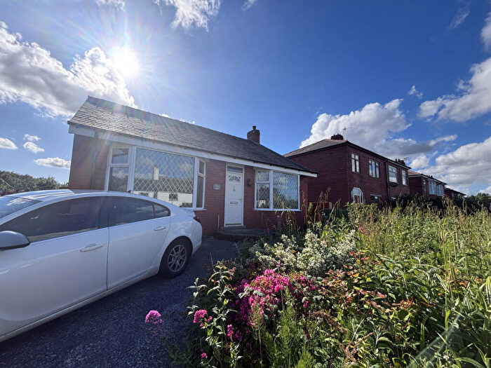 2 Bedroom Detached Bungalow To Rent In Todd Lane North, Lostock Hall, Lancashire, PR5