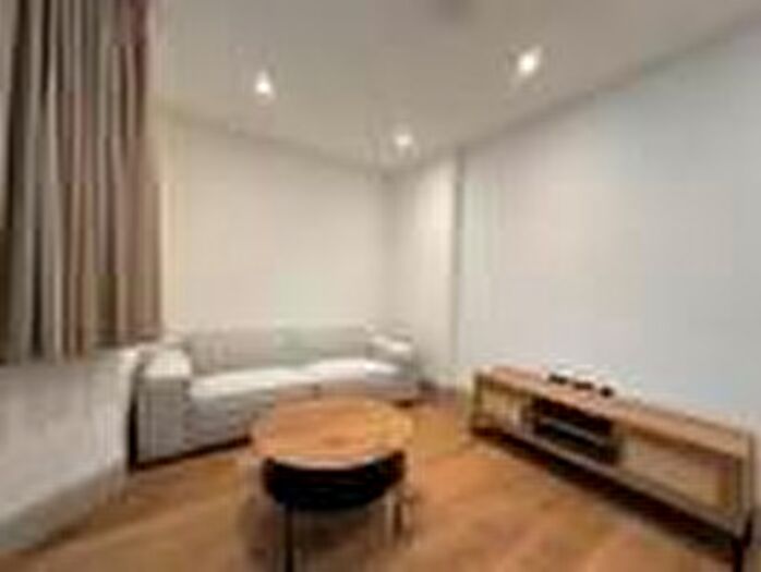 3 Bedroom Flat To Rent In Wooler Street, London, SE17