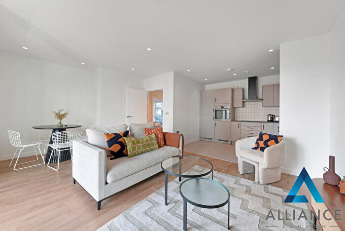 2 Bedroom Flat For Sale In Mettalica Court, Rolling Mills Mews, Limehouse, London, E14