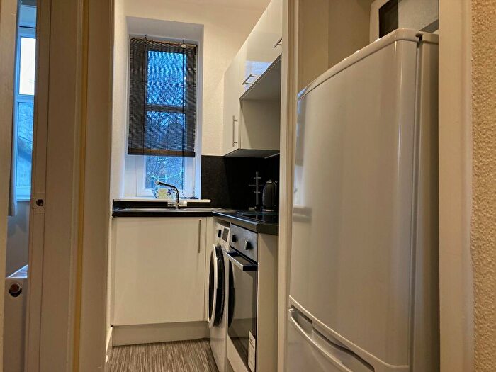 1 Bedroom Flat To Rent In View Terrace, Rosemount, Aberdeen, AB25