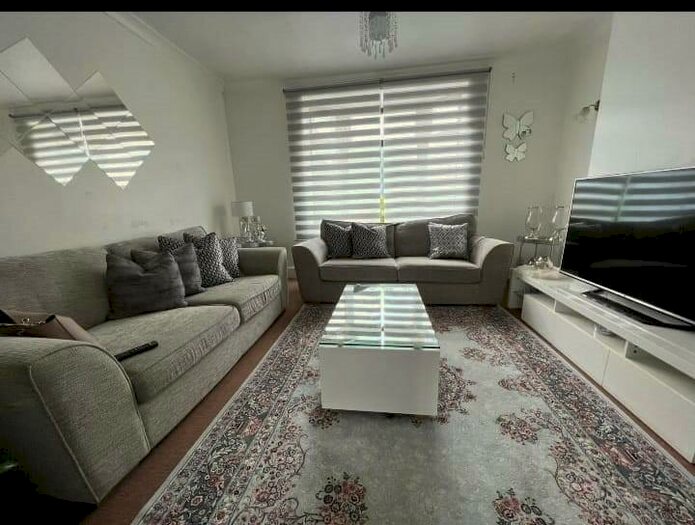 3 Bedroom House To Rent In Bethulie Road, Derby, DE23