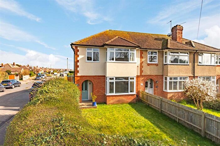 3 Bedroom End Of Terrace House For Sale In Ringmer Road, Worthing, BN13