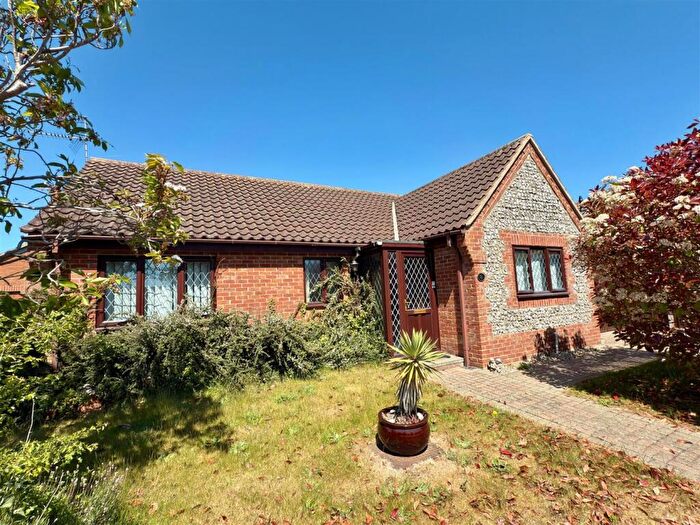 3 Bedroom Detached Bungalow For Sale In Micawber Mews, Blundeston, Lowestoft, NR32