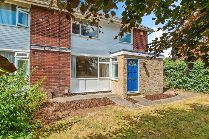 3 Bedroom Semi-Detached House For Sale In Enfield Gardens, Peterborough, PE3