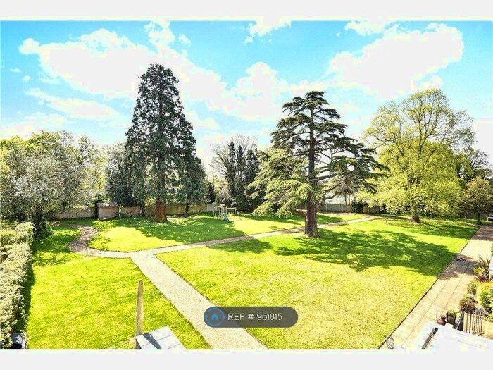 5 Bedroom Terraced House To Rent In Moorcroft, Uxbridge, UB8