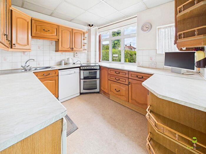 4 Bedroom Semi-Detached House For Sale In Woolwich Road, Bexleyheath, Kent, DA7