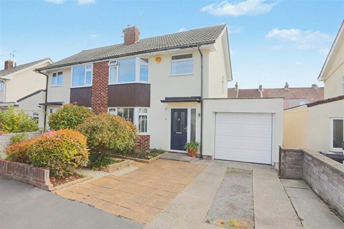 3 Bedroom Semi-detached House For Sale In Church Leaze, Shirehampton, BS11