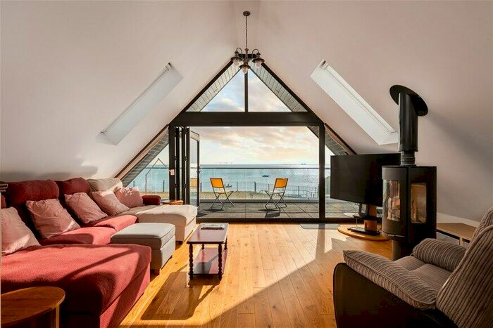 4 Bedroom Detached House For Sale In Point Clear Road, Point Clear, CO16